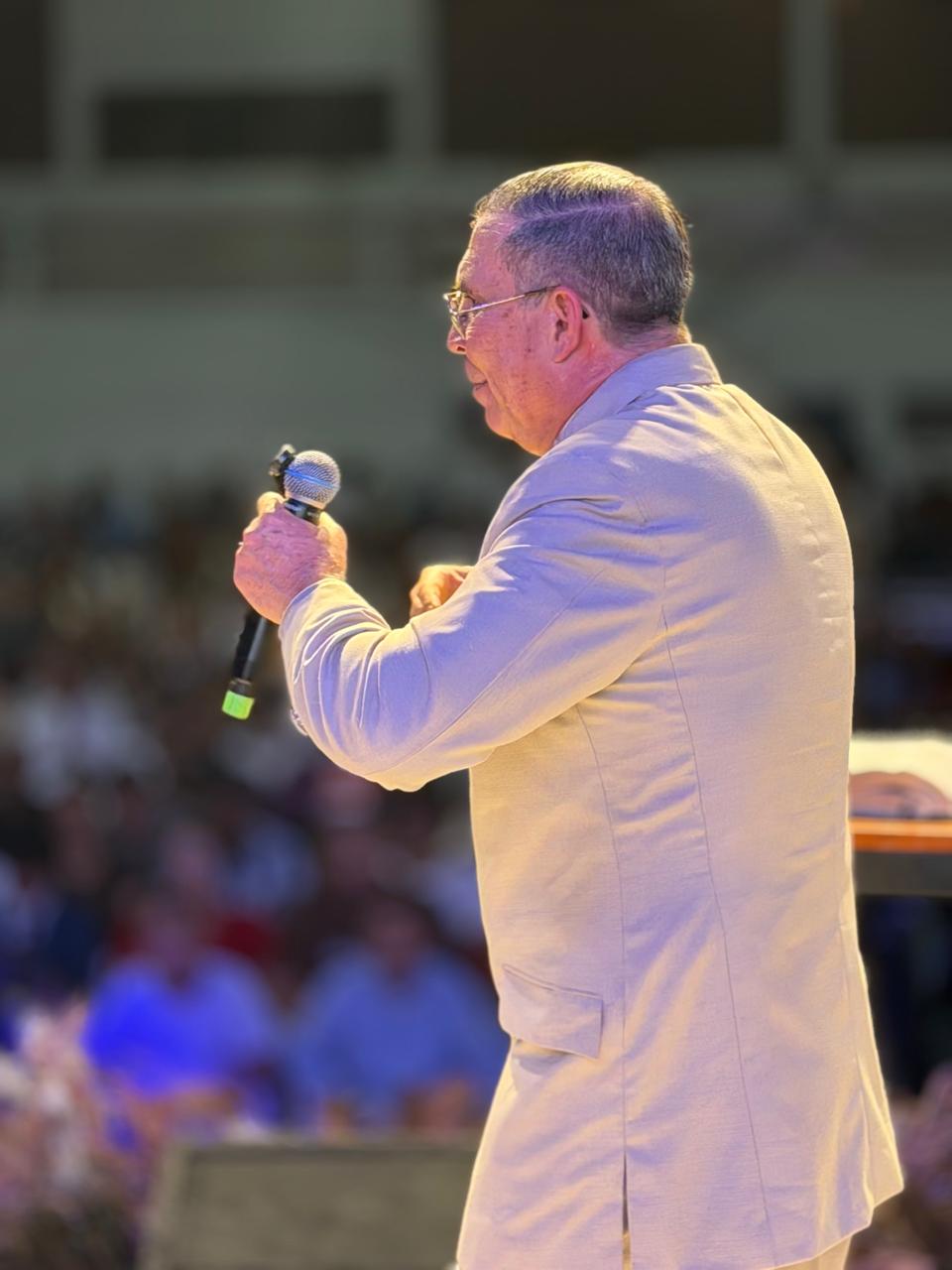Deus Revela o Impossível